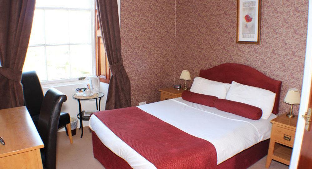 The Southfield Hotel Эр Экстерьер фото